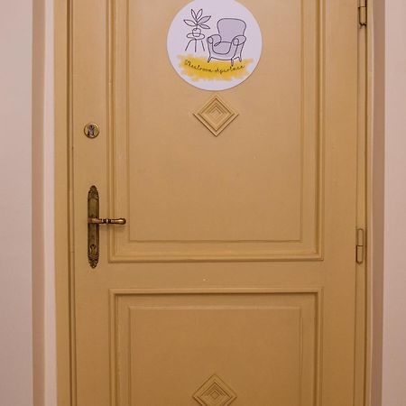 Theatroom Apartman Эгер Экстерьер фото
