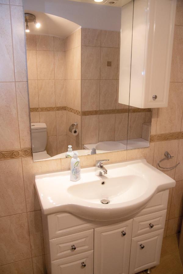 Theatroom Apartman Эгер Экстерьер фото