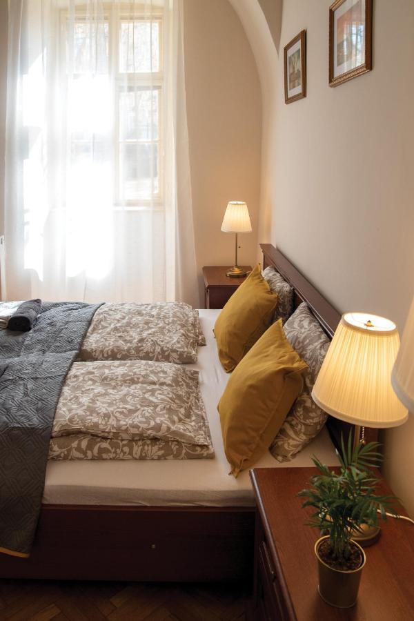 Theatroom Apartman Эгер Экстерьер фото